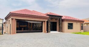 Gaborone. Phakalane . 4 Beds House For Sale