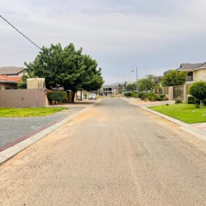 Gaborone. Phakalane . 4 Beds House For Sale